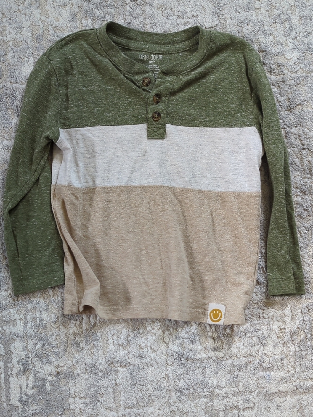 okie dokie Colorblock Henley Long Sleeve Size 5T